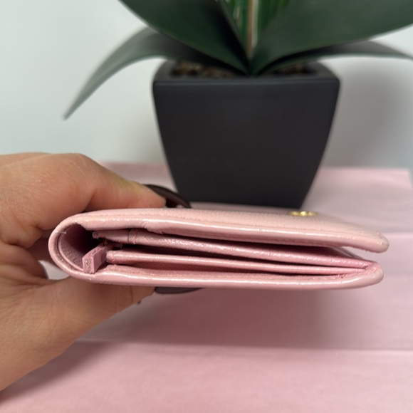 GUC! Chanel Caviar pink leather long wallet. - Picture 13 of 15